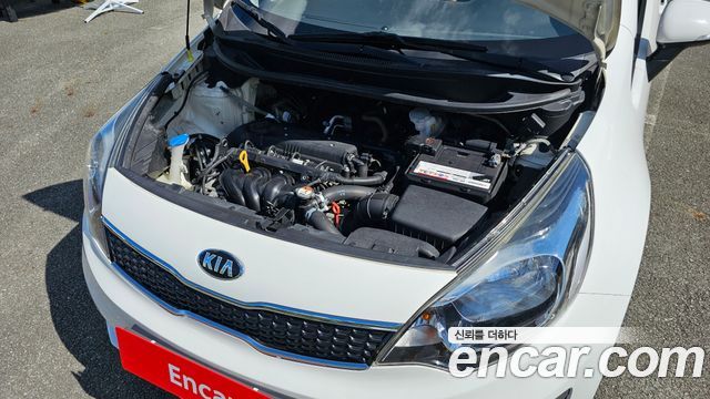Kia pride 2017 — photo 6