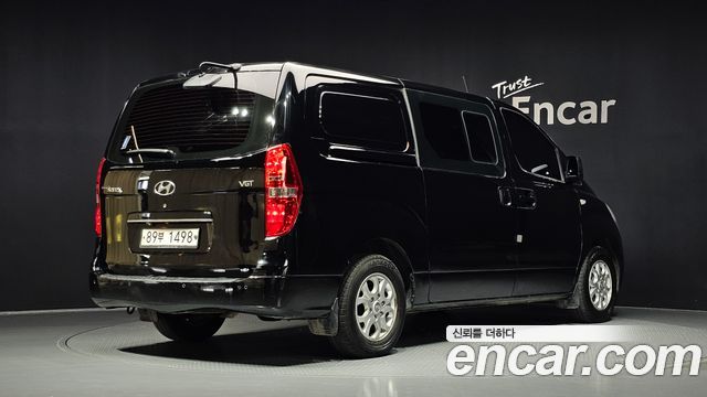 Hyundai Starex 2014 — photo 2