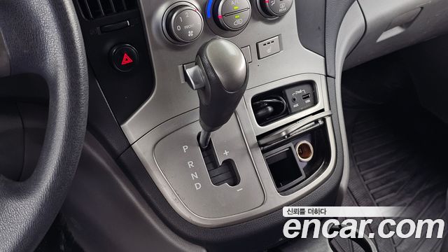 Hyundai Starex 2014 — photo 9