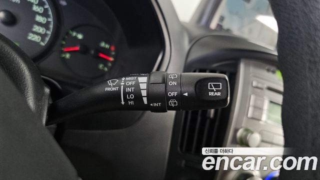 Hyundai Starex 2014 — photo 19