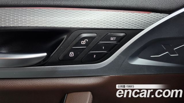 BMW X4 2019 — photo 31