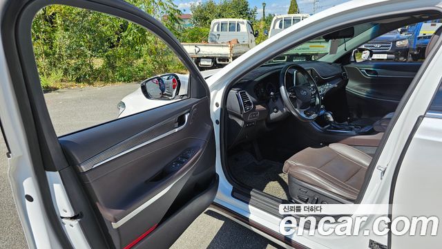 Hyundai Grandeur 2018 — photo 10