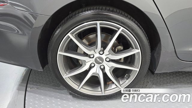 Genesis G70 2020 — photo 5
