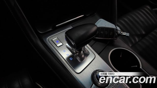 Genesis G70 2020 — photo 12