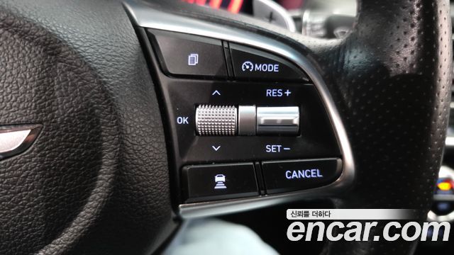 Genesis G70 2020 — photo 23
