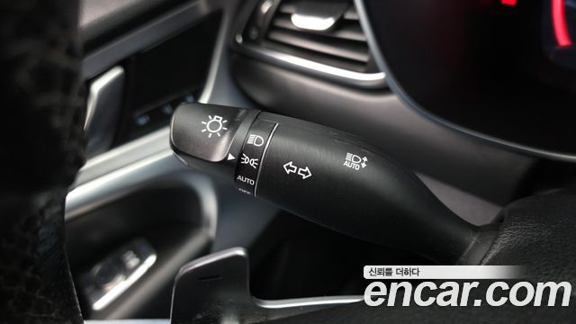 Genesis G70 2020 — photo 26