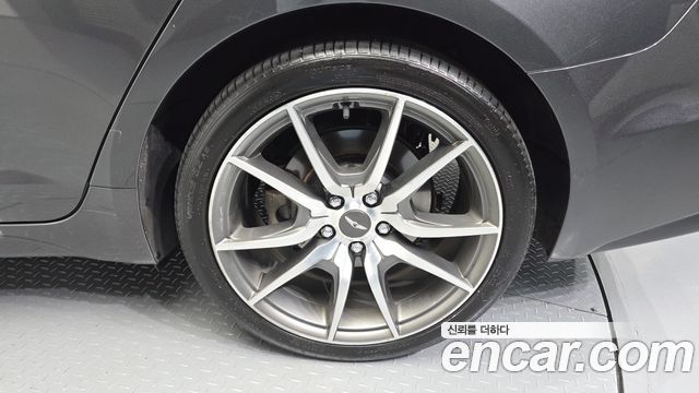 Genesis G70 2020 — photo 7