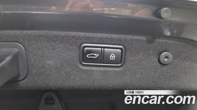 Genesis G70 2020 — photo 33