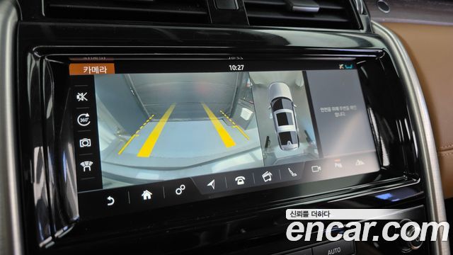 Land Rover Discovery 2018 — photo 18
