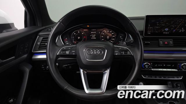 Audi Q5 2020 — photo 19