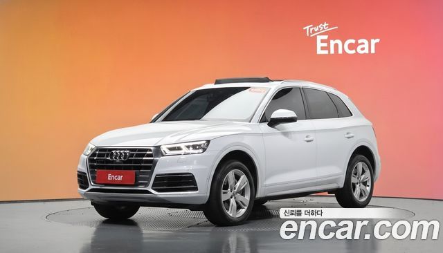 Audi Q5 2020 — photo 1