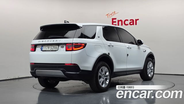 Land Rover Discovery Sport 2020 — photo 2