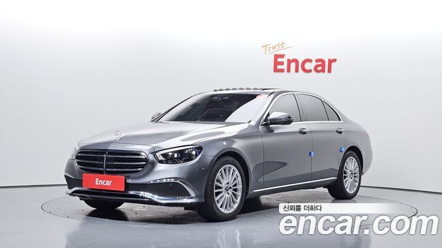 Mercedes-Benz E-Class 2021 — photo 1