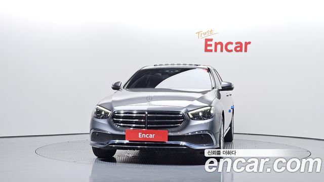 Mercedes-Benz E-Class 2021 — photo 3
