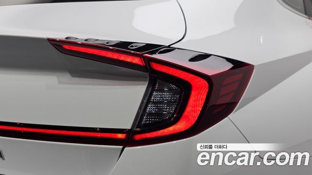 Hyundai Sonata 2023 — photo 9