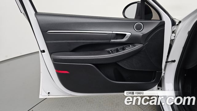 Hyundai Sonata 2023 — photo 14