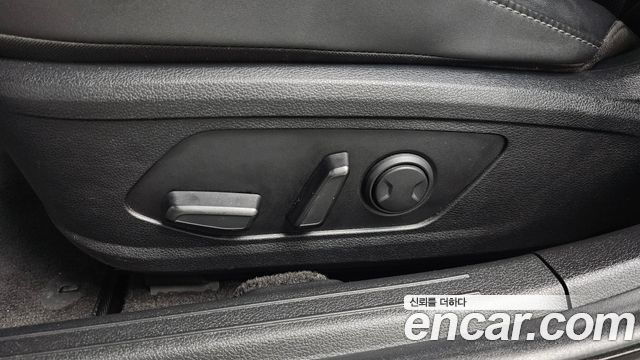 Hyundai Sonata 2023 — photo 31