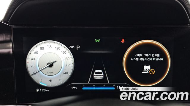 Hyundai AVANTE 2021 — photo 11
