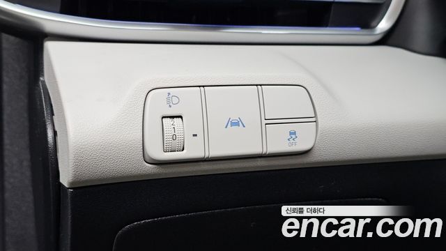 Hyundai AVANTE 2021 — photo 22