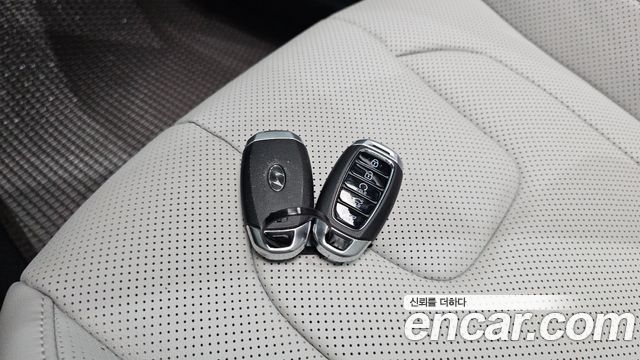 Hyundai AVANTE 2021 — photo 28