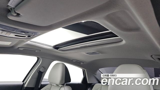 Hyundai AVANTE 2021 — photo 30
