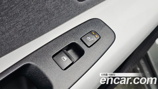 Hyundai AVANTE 2021 — photo 31