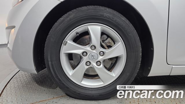 Hyundai AVANTE 2011 — photo 5