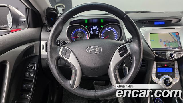 Hyundai AVANTE 2011 — photo 15