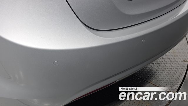 Hyundai AVANTE 2011 — photo 19