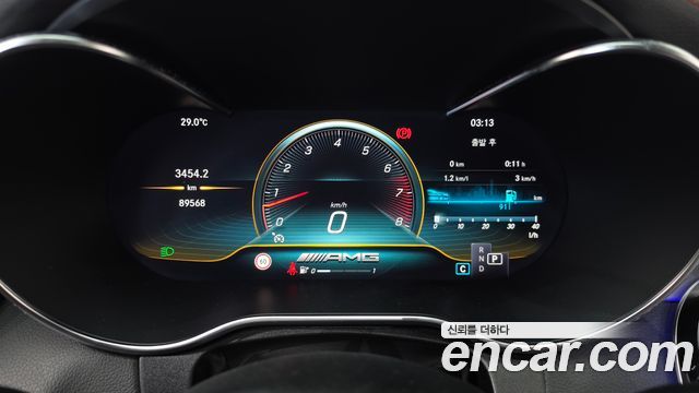 Mercedes-Benz C-Class 2020 — photo 11