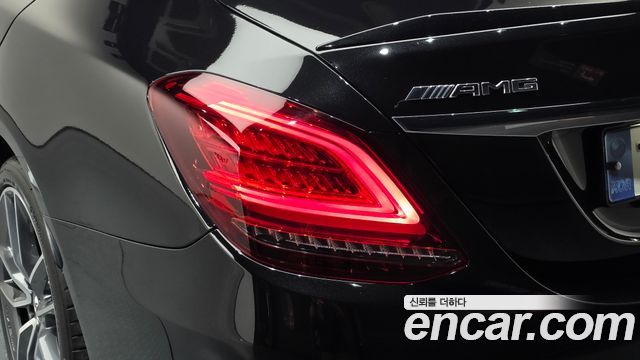 Mercedes-Benz C-Class 2020 — photo 9