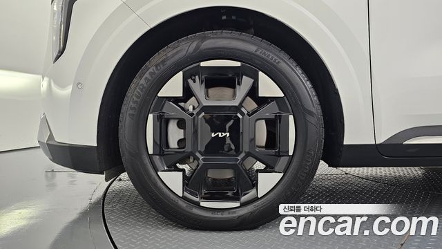 Kia Canival 2025 — photo 5