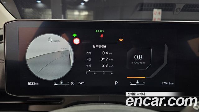 Kia Canival 2025 — photo 8