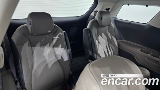Kia Canival 2025 — photo 12