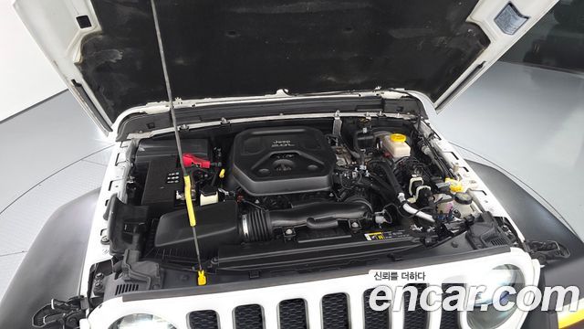 Jeep Wrangler 2020 — photo 6
