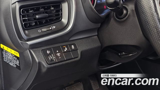 Kia Stonic 2018 — photo 19