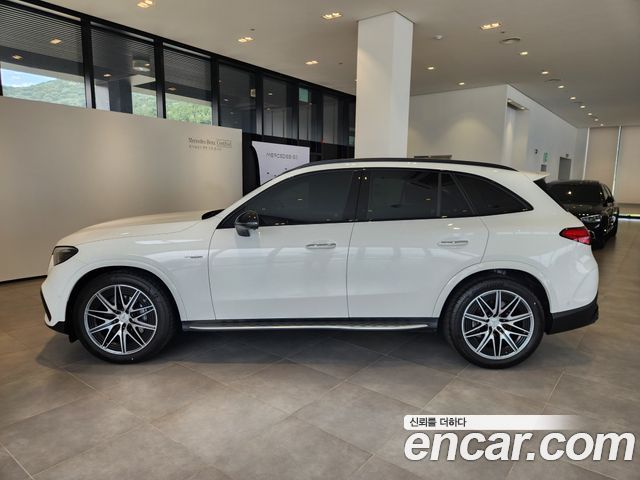 Mercedes-Benz GLC-Class 2025 — photo 8
