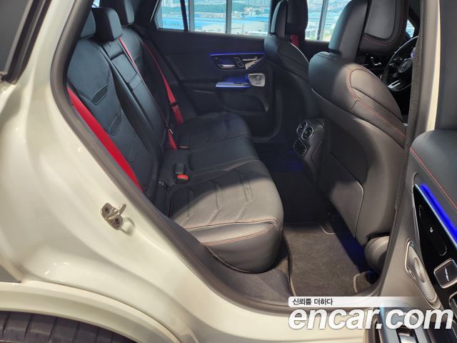 Mercedes-Benz GLC-Class 2025 — photo 17