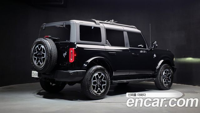 Ford Bronco 2023 — photo 2