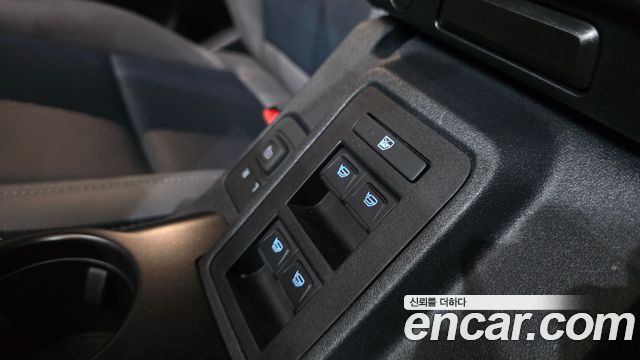Ford Bronco 2023 — photo 24