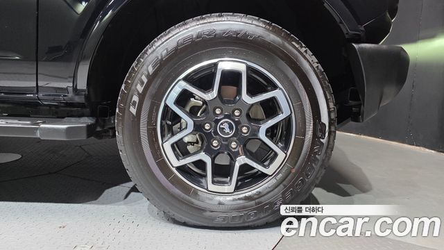 Ford Bronco 2023 — photo 7