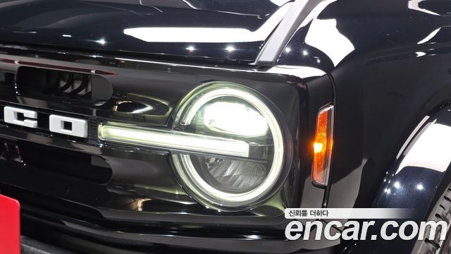 Ford Bronco 2023 — photo 8