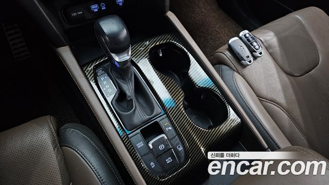Hyundai Santafe 2019 — photo 12