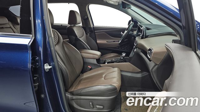 Hyundai Santafe 2019 — photo 13