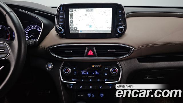 Hyundai Santafe 2019 — photo 20