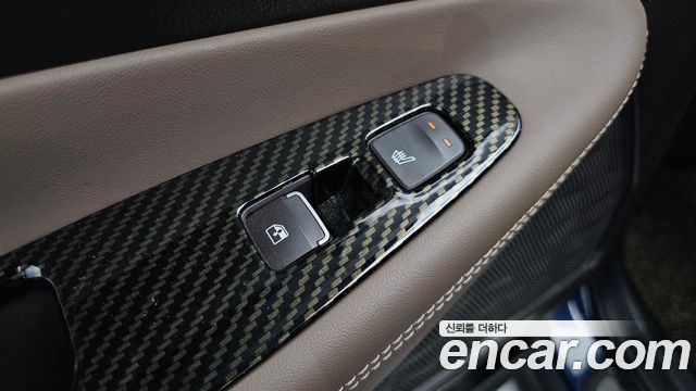 Hyundai Santafe 2019 — photo 24