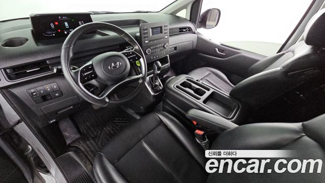 Hyundai Staria 2022 — photo 7
