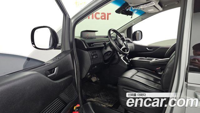 Hyundai Staria 2022 — photo 10