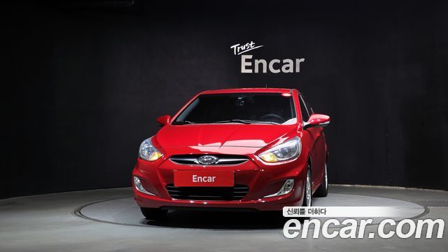 Hyundai Accent 2012 — photo 3