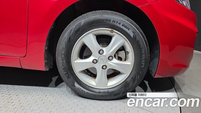 Hyundai Accent 2012 — photo 7